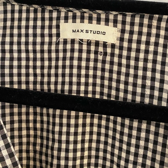 Max studio top - Picture 3 of 3